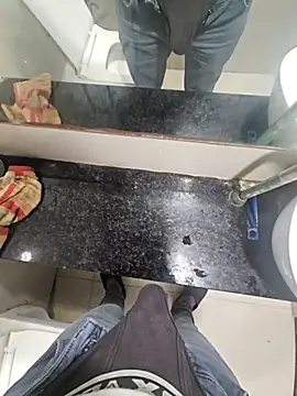 Snapshot of Gamecoc chatting on 31, 10, 2025 Gamecoc online show from 31, 10, 2025