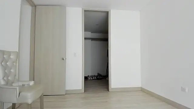 Meganbelford1 online show from 21, 10, 2025