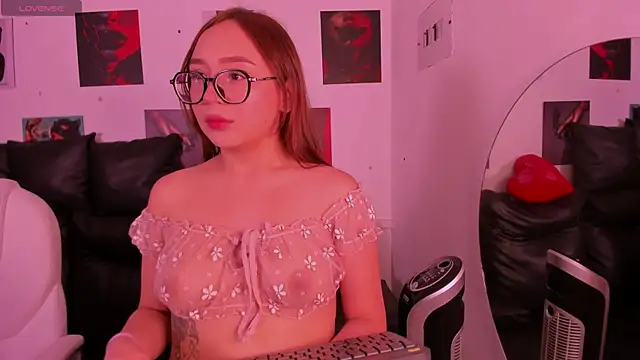 koraline 333 online show from 7, 4, 2026