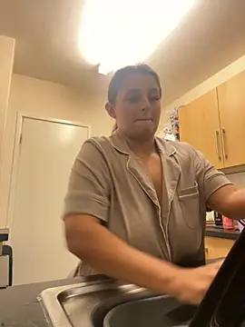 Goldiebaby online show from 24, 9, 2025