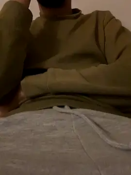 Snapshot of bmwe71 chatting on 14, 10, 2025 bmwe71 online show from 14, 10, 2025