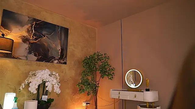 Snapshot of AishaaDevoe chatting on 7, 11, 2025 AishaaDevoe online show from 7, 11, 2025