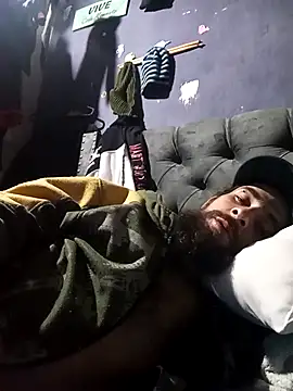 Snapshot of hairy_mannn chatting on 16, 11, 2025 hairy mannn online show from 16, 11, 2025