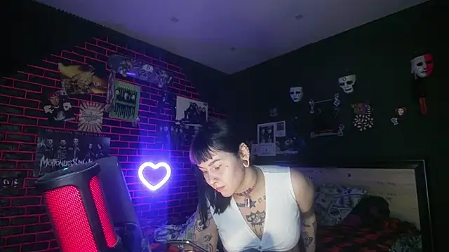 Snapshot of MessalinaOfficial chatting on 10, 9, 2025 MessalinaOfficial online show from 10, 9, 2025