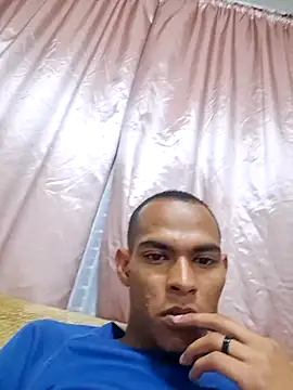 Snapshot of LuciousLyon chatting on 4, 3, 2026 LuciousLyon online show from 4, 3, 2026