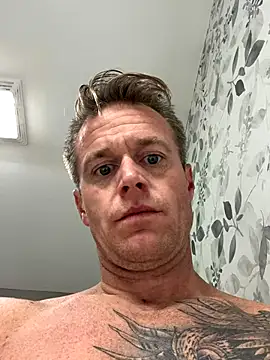 DILFiGuess11 online show from 1, 10, 2025