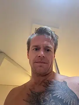 DILFiGuess11 online show from 1, 4, 2026