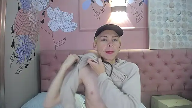 Aaron Fordd online show from 25, 11, 2025