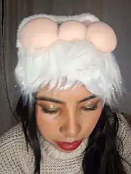 Snapshot of DianeSuns_ chatting on 2, 12, 2025 DianeSuns online show from 2, 12, 2025