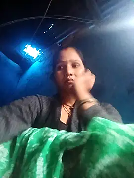 Jooli xx online show from 28, 10, 2025