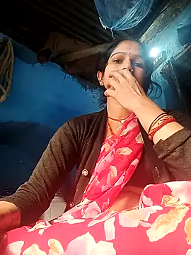 Jooli xx online show from 20, 3, 2026