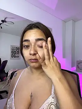 Snapshot of ambar_69_ chatting on 22, 11, 2025 ambar 69 online show from 22, 11, 2025