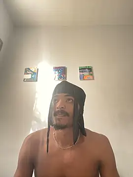 Snapshot of TRILLAHUNG chatting on 21, 9, 2025 TRILLAHUNG online show from 21, 9, 2025