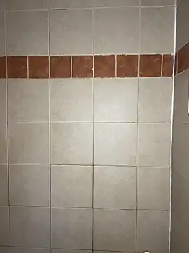 Snapshot of TRILLAHUNG chatting on 18, 11, 2025 TRILLAHUNG online show from 18, 11, 2025