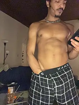 TRILLAHUNG online show from 14, 2, 2026