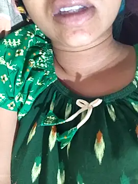 Snapshot of telugu_roja_099 chatting on 12, 10, 2025 telugu roja 099 online show from 12, 10, 2025