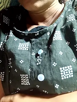 Snapshot of telugu_roja_099 chatting on 21, 12, 2025 telugu roja 099 online show from 21, 12, 2025