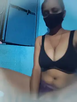 posewith online show from 16, 9, 2025