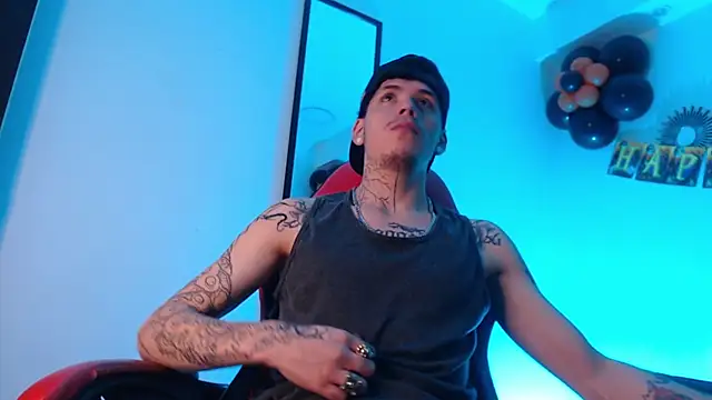 Snapshot of Anhonymus_ chatting on 9, 10, 2025 Anhonymus online show from 9, 10, 2025