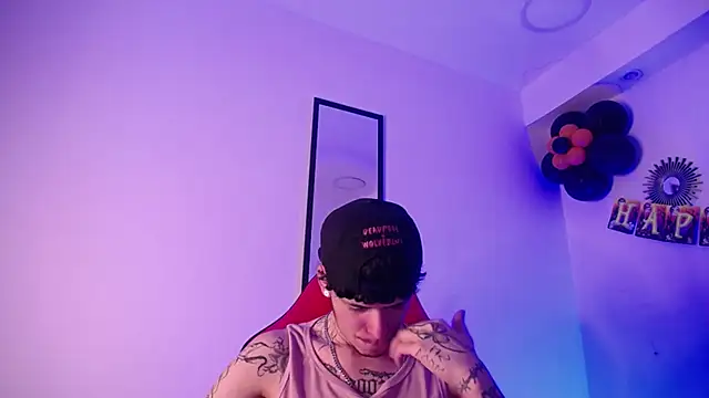 Snapshot of Anhonymus_ chatting on 17, 10, 2025 Anhonymus online show from 17, 10, 2025