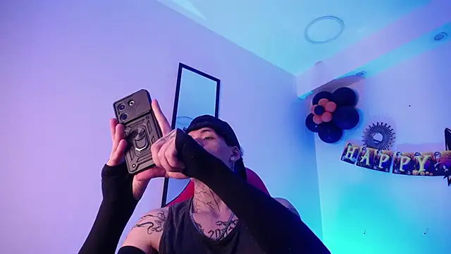 Snapshot of Anhonymus_ chatting on 19, 10, 2025 Anhonymus online show from 19, 10, 2025