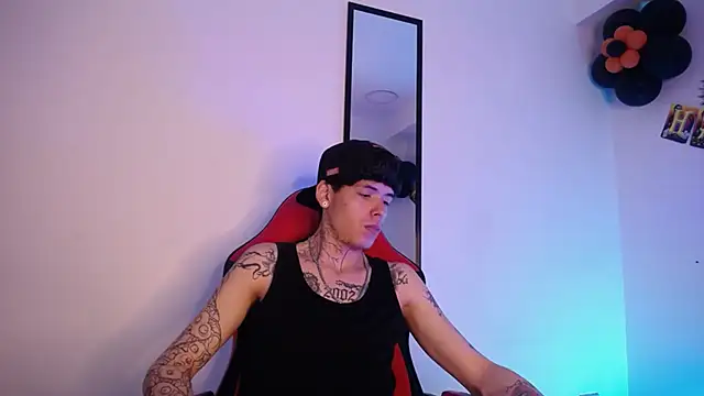 Snapshot of Anhonymus_ chatting on 30, 10, 2025 Anhonymus online show from 30, 10, 2025