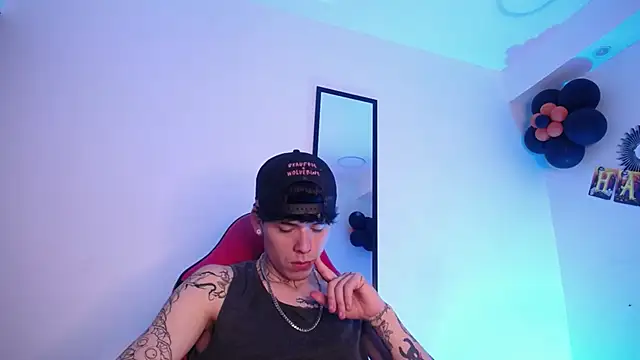 Snapshot of Anhonymus_ chatting on 3, 11, 2025 Anhonymus online show from 3, 11, 2025