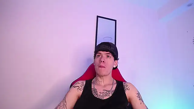 Snapshot of Anhonymus_ chatting on 5, 11, 2025 Anhonymus online show from 5, 11, 2025