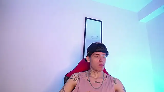 Snapshot of Anhonymus_ chatting on 6, 11, 2025 Anhonymus online show from 6, 11, 2025