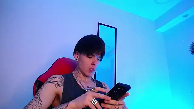 Snapshot of Anhonymus_ chatting on 20, 11, 2025 Anhonymus online show from 20, 11, 2025