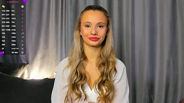 NaughtySeraphine online show from 5, 11, 2025