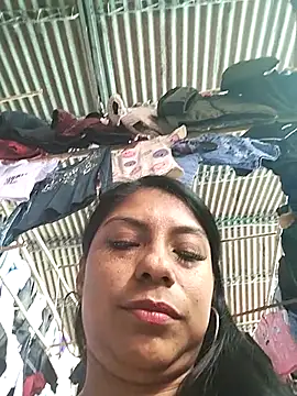 Snapshot of AnggelicaSwan21 chatting on 30, 10, 2025 AnggelicaSwan21 online show from 30, 10, 2025