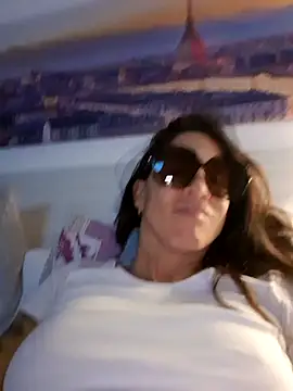 Snapshot of sexy7883 chatting on 21, 11, 2025 sexy7883 online show from 21, 11, 2025