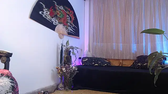 Ellyuwuw online show from 31, 3, 2026