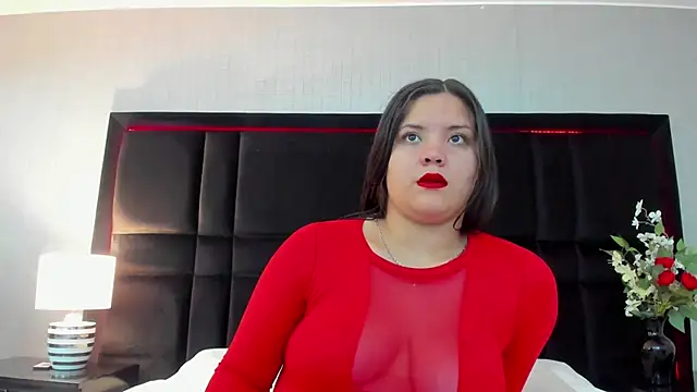 NahiaMonet online show from 18, 10, 2025