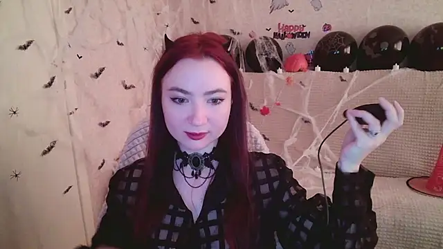 Snapshot of Micky_Wood chatting on 25, 10, 2025 Micky Wood online show from 25, 10, 2025