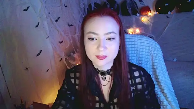 Snapshot of Micky_Wood chatting on 28, 10, 2025 Micky Wood online show from 28, 10, 2025