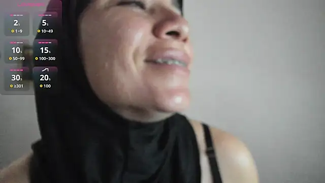 Snapshot of dalila_kemur chatting on 10, 11, 2025 dalila kemur online show from 10, 11, 2025