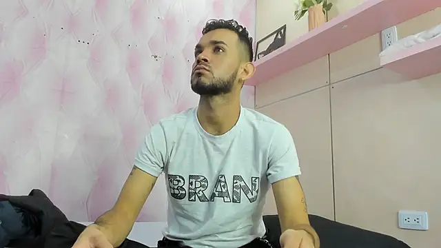 EthanGrey online show from 17, 2, 2026