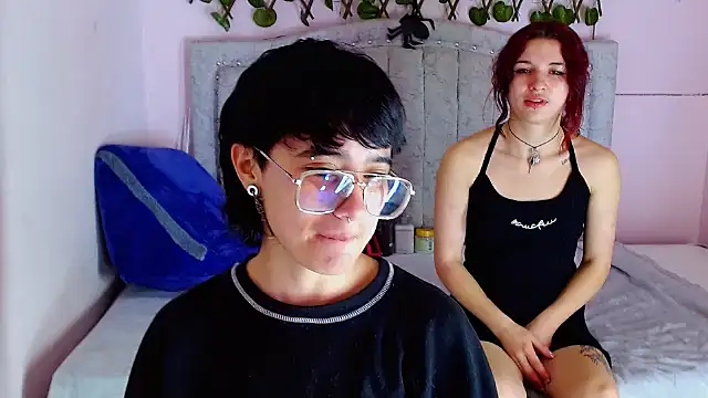 Snapshot of Britney_thx chatting on 15, 12, 2025 Britney thx online show from 15, 12, 2025