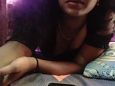 Snapshot of Zellybean_telugu chatting on 17, 10, 2025 Zellybean telugu online show from 17, 10, 2025