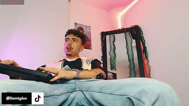 liamty luxor online show from 10, 1, 2026