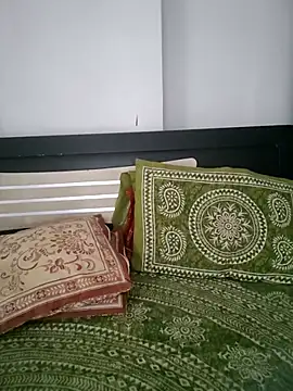 Snapshot of Deepa_Sharma143 chatting on 8, 10, 2025 Deepa Sharma143 online show from 8, 10, 2025