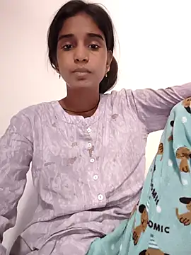 Hot-Soniya2 online show from 10, 11, 2025