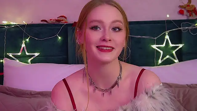 Snapshot of AgataFoxley chatting on 13, 12, 2025 AgataFoxley online show from 13, 12, 2025