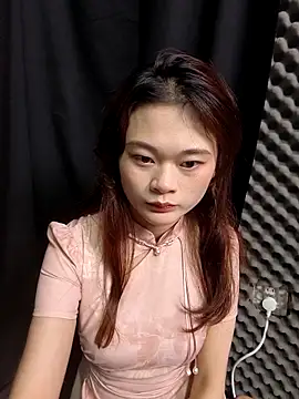 Snapshot of Xxq-20 chatting on 23, 10, 2025 Xxq-20 online show from 23, 10, 2025