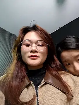 Snapshot of Xxq-20 chatting on 26, 10, 2025 Xxq-20 online show from 26, 10, 2025