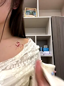 Snapshot of Xxq-20 chatting on 19, 12, 2025 Xxq-20 online show from 19, 12, 2025