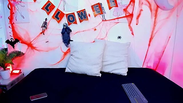 Snapshot of Hill_Brownie chatting on 25, 10, 2025 Hill Brownie online show from 25, 10, 2025