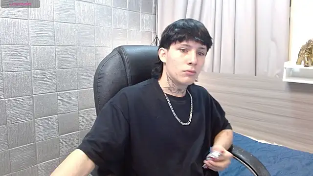 Iantwink18 online show from 15, 10, 2025